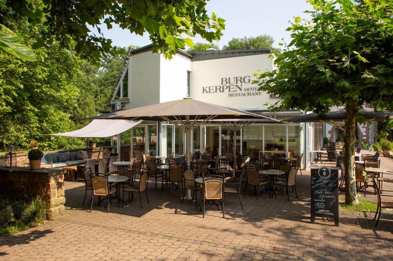 Hotel Burg Kerpen Illingen (Saarland) Exterior foto